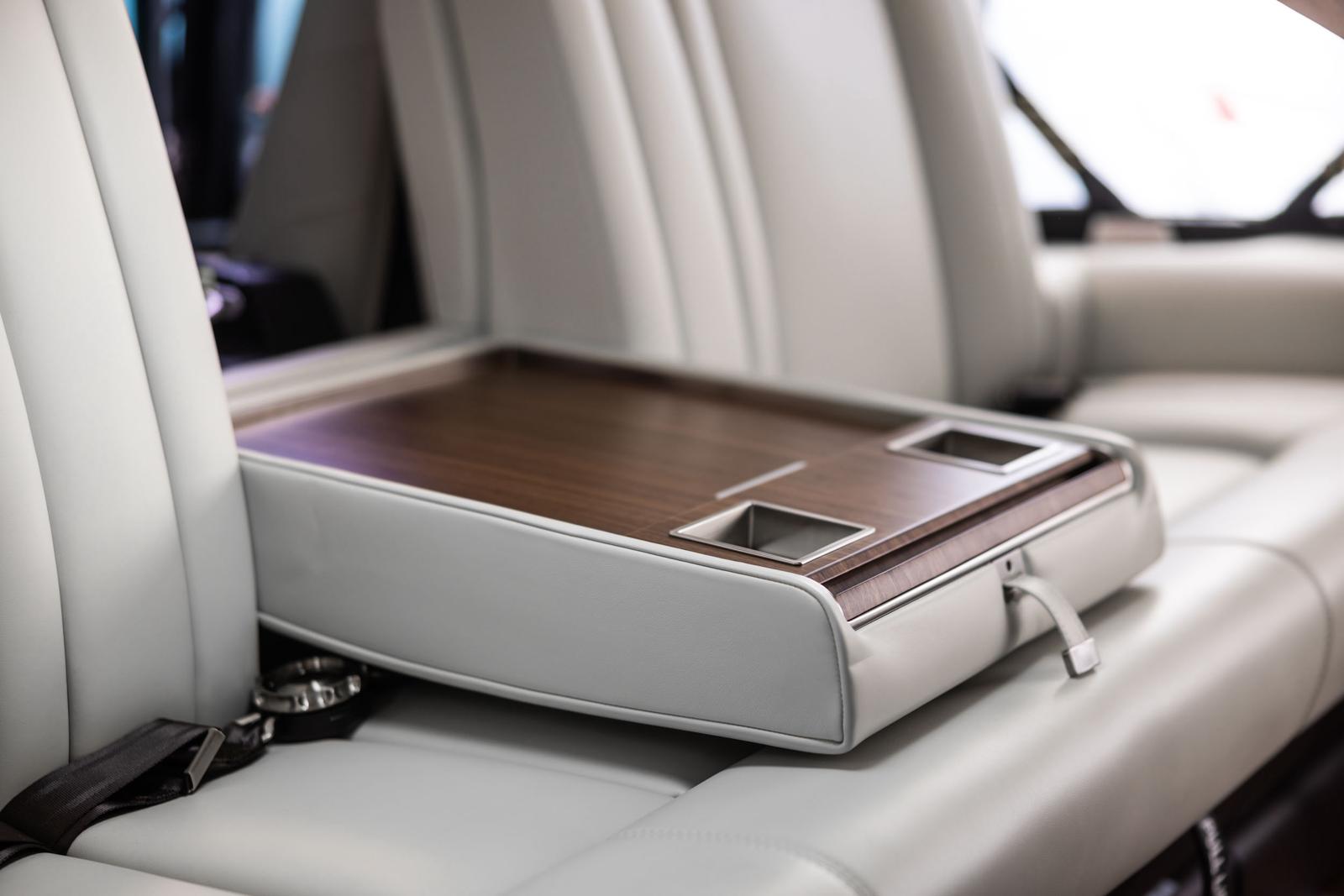 ACH160 premium cabin console detail